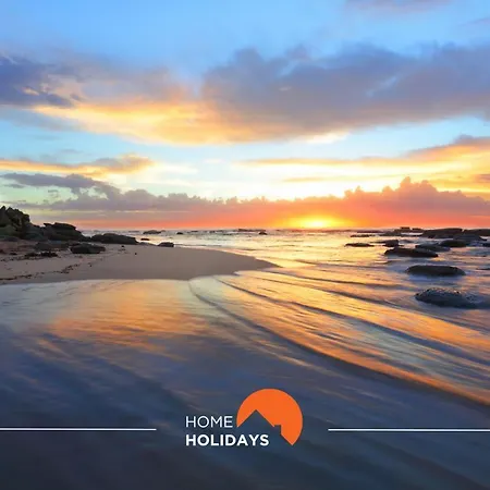 #112 Oura Flat By Holidays Branqueira