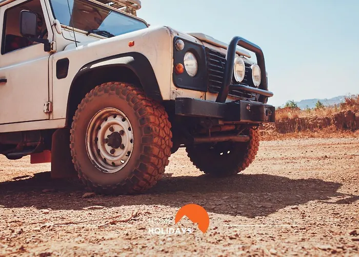 #112 Oura Flat By Holidays