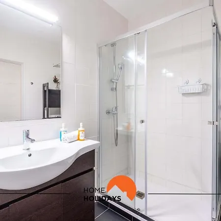 #112 Oura Flat By Holidays Apartament