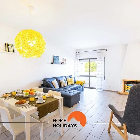 #112 Oura Flat By Holidays Apartamento *